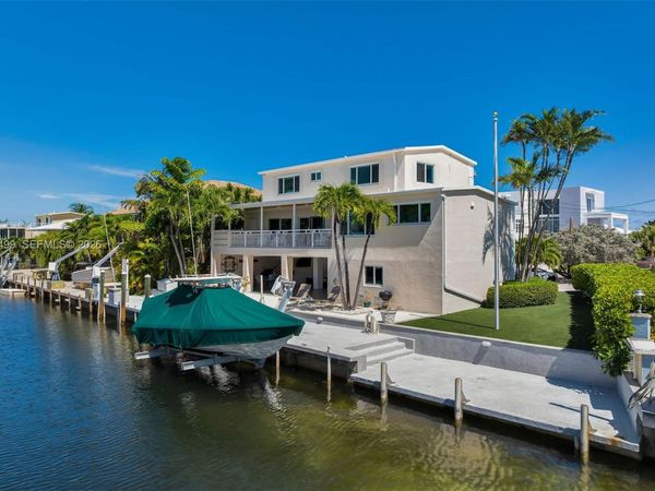 122 Court Contessa, Islamorada, FL 33036