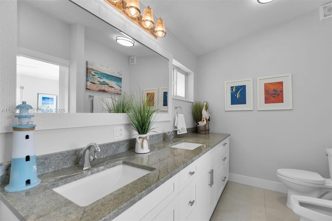 122 Court Contessa, Islamorada, FL 33036 Photo