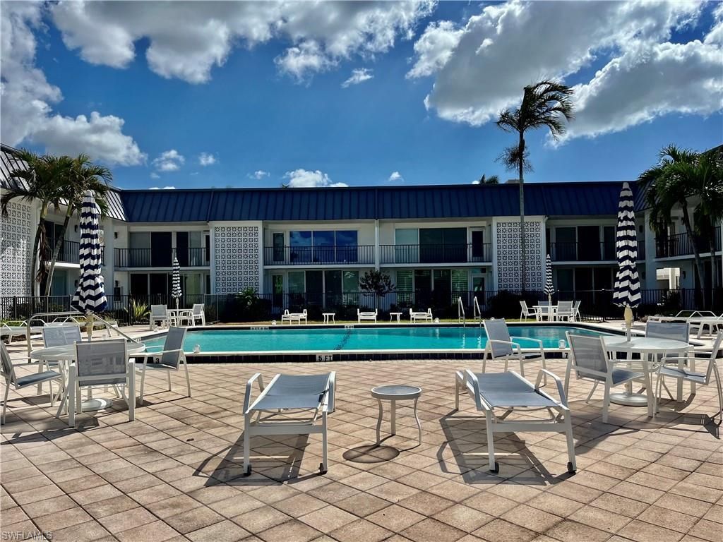 333 Harbour Dr, Unit 106, Naples, FL 34103 Photo