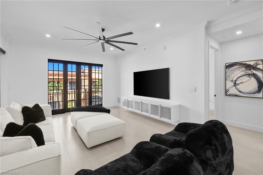 23191 Fashion Dr, Unit 8106, Estero, FL 33928 Photo