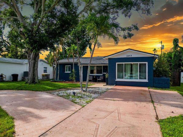 1859 OKLAHOMA AVENUE NE, ST PETERSBURG, FL 33703