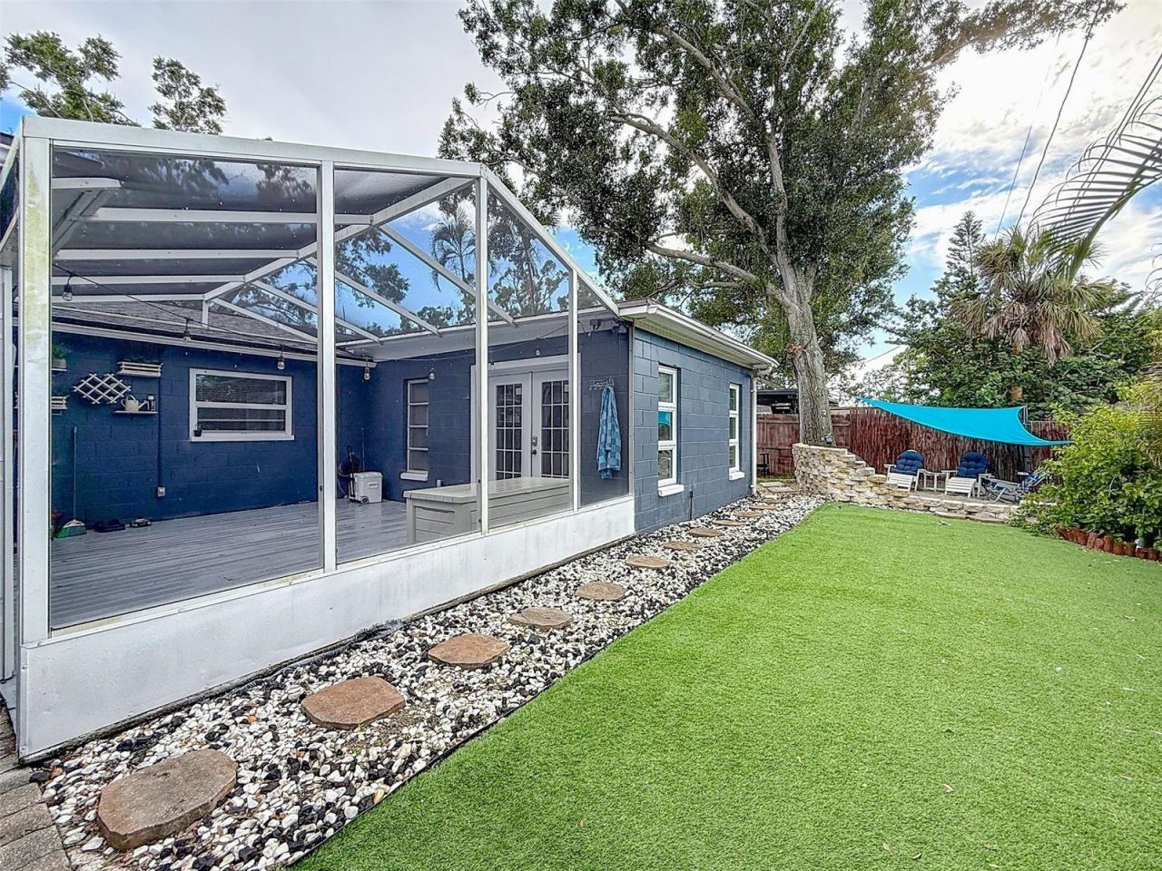 1859 Oklahoma Avenue Ne, Saint Petersburg, FL 33703 Photo