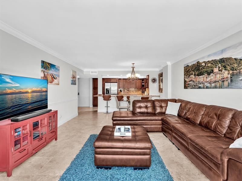 1147 Hillsboro Mile, Unit 408, Hillsboro Beach, FL 33062 Photo