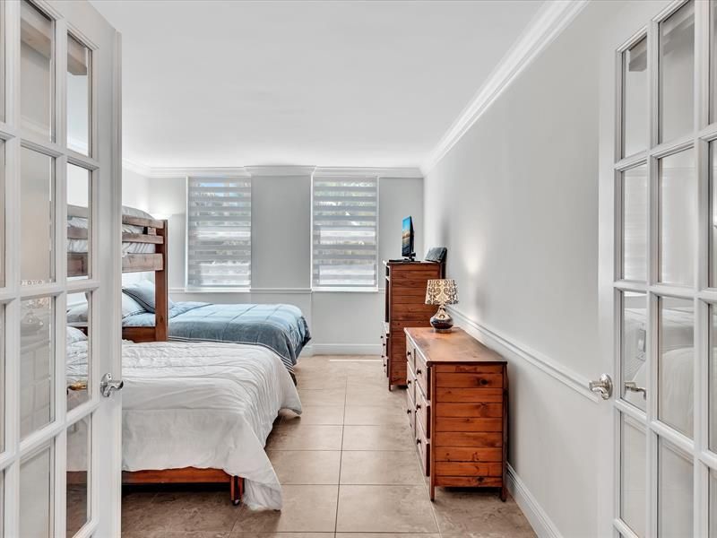 1147 Hillsboro Mile, Unit 408, Hillsboro Beach, FL 33062 Photo