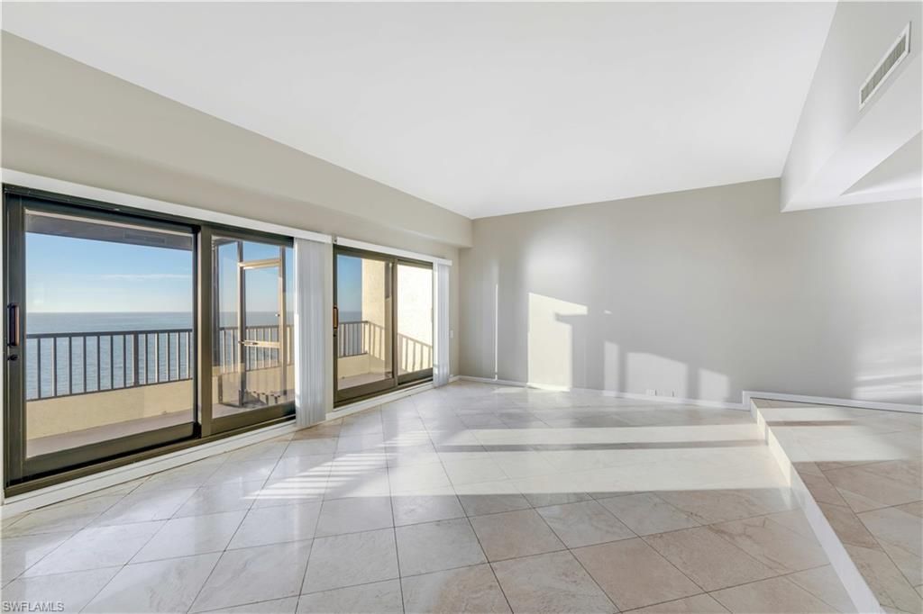 645 La Peninsula Blvd, Unit 645, Naples, FL 34113 Photo