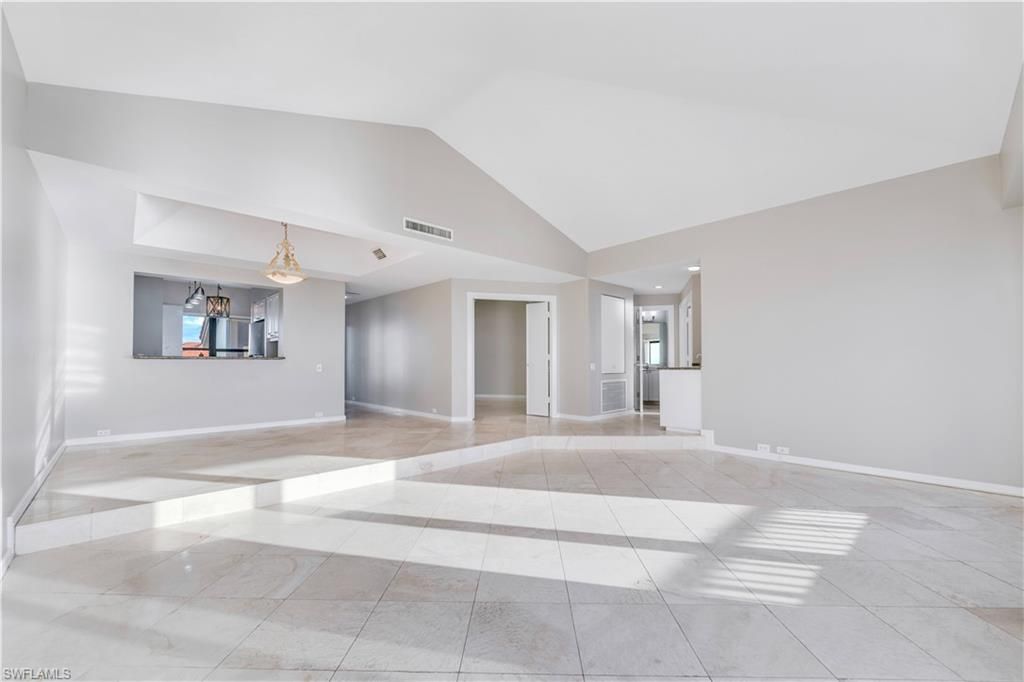 645 La Peninsula Blvd, Unit 645, Naples, FL 34113 Photo