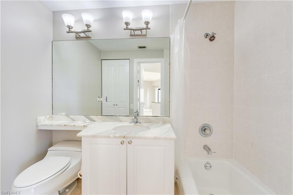 645 La Peninsula Blvd, Unit 645, Naples, FL 34113 Photo