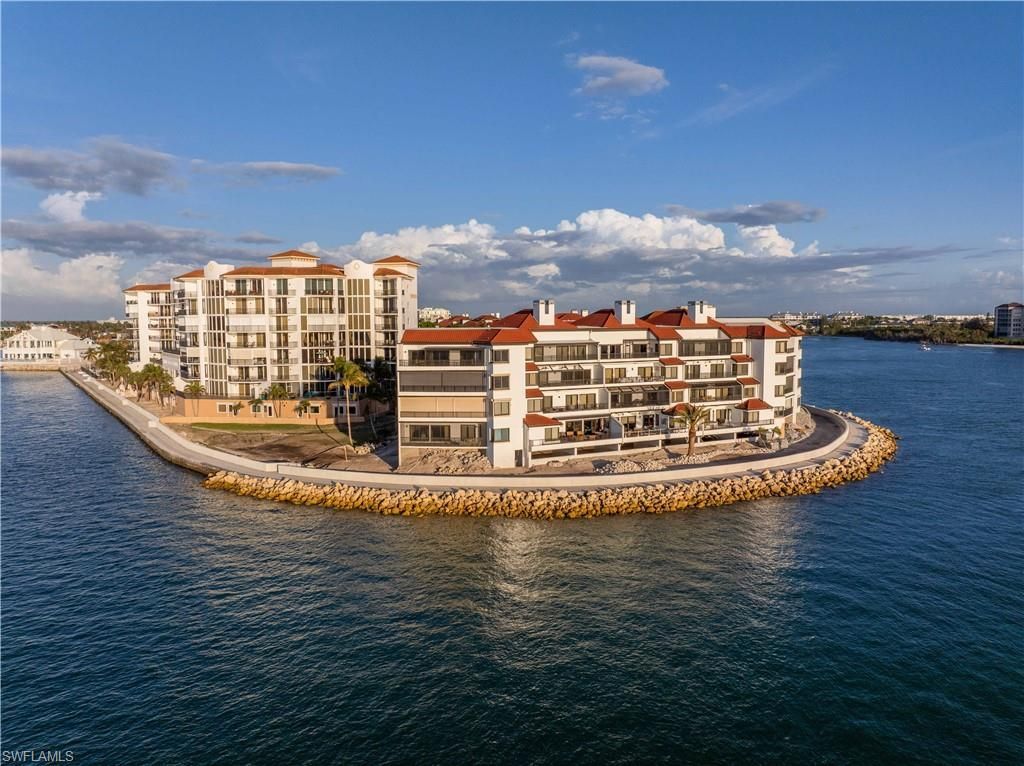 645 La Peninsula Blvd, Unit 645, Naples, FL 34113 Photo