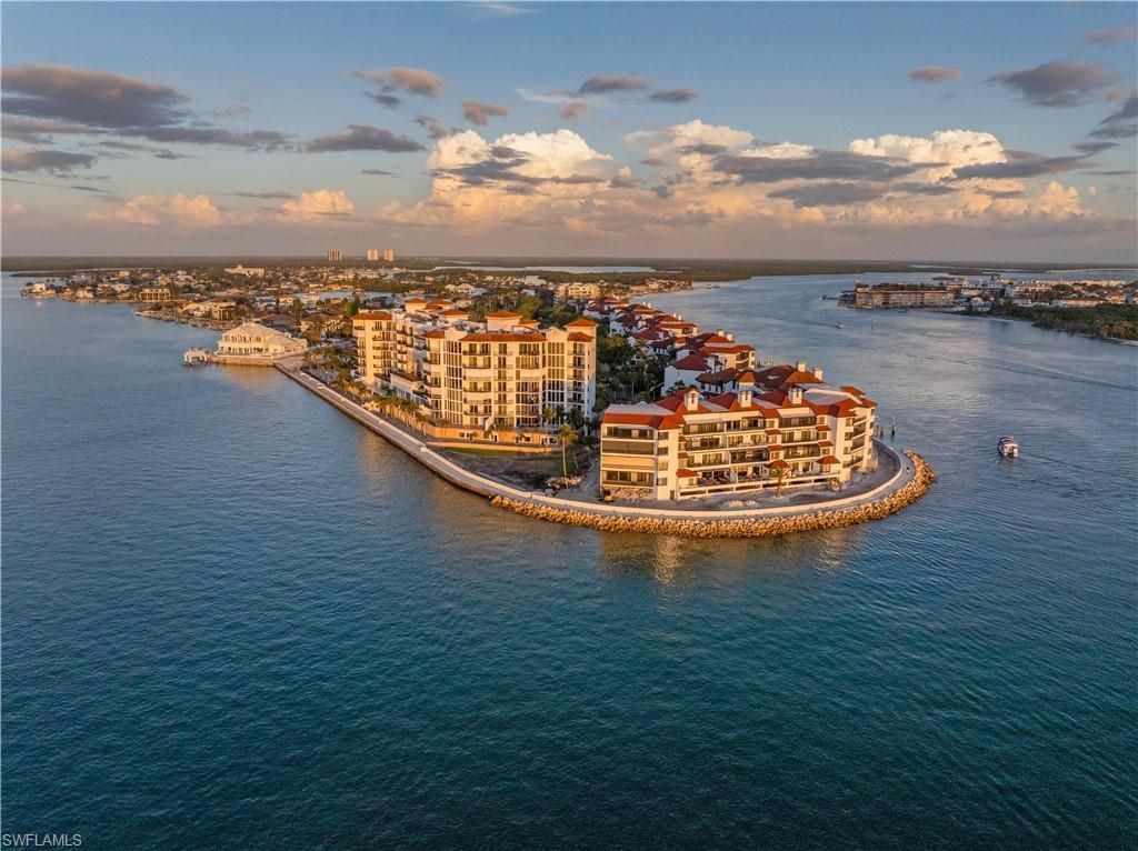 645 La Peninsula Blvd, Unit 645, Naples, FL 34113 Photo