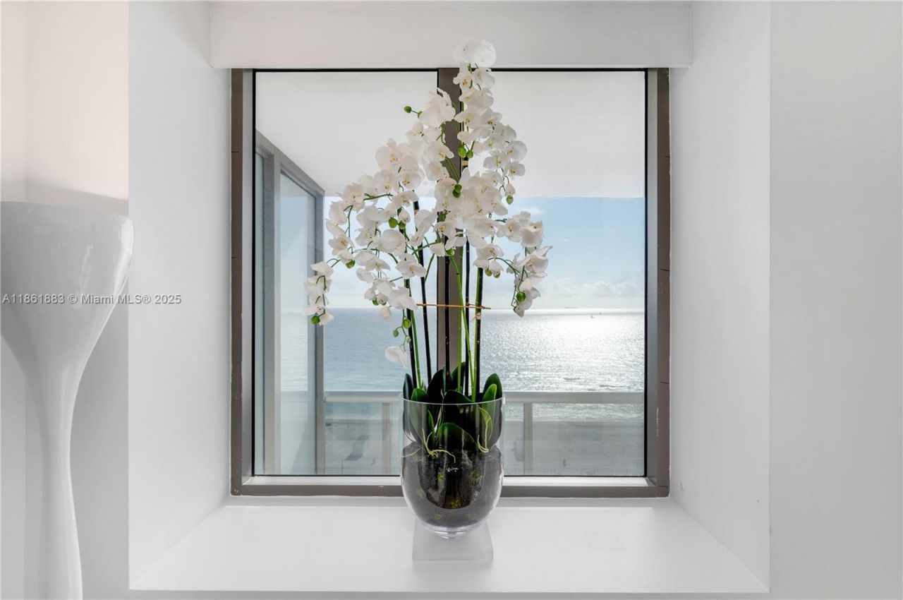 5875 Collins Ave, Unit 1202, Miami Beach, FL 33140 Photo