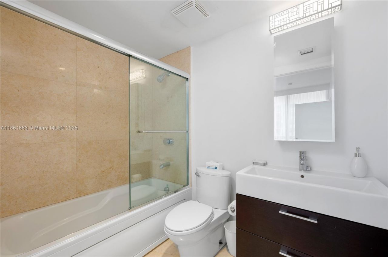 5875 Collins Ave, Unit 1202, Miami Beach, FL 33140 Photo