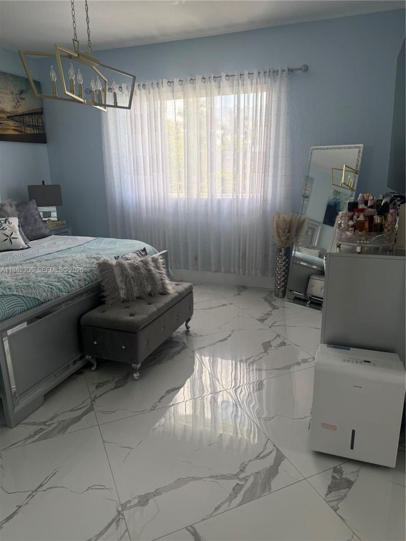 318 NE 31st Ave, Homestead, FL 33033 Photo