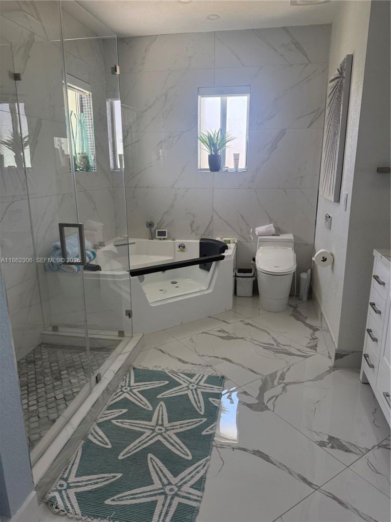 318 NE 31st Ave, Homestead, FL 33033 Photo