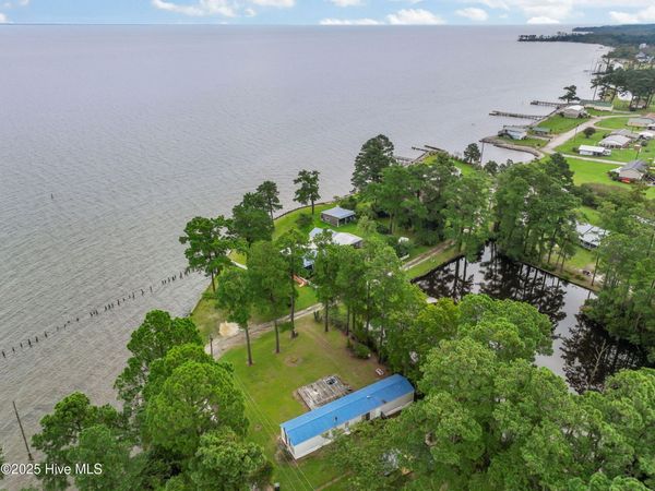 148 Rhodes Drive, Columbia, NC 27925