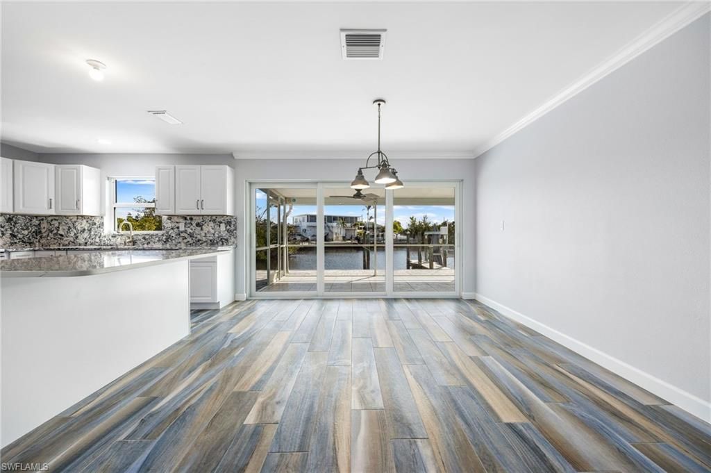 2892 Sanibel Blvd, Saint James City, FL 33956 Photo