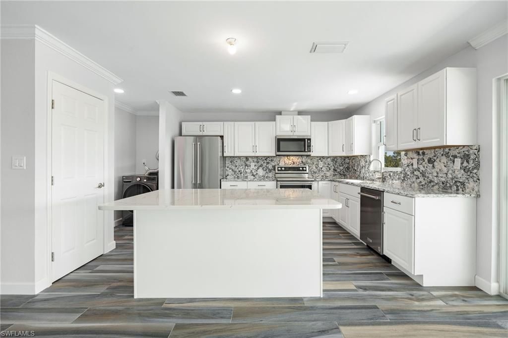 2892 Sanibel Blvd, Saint James City, FL 33956 Photo