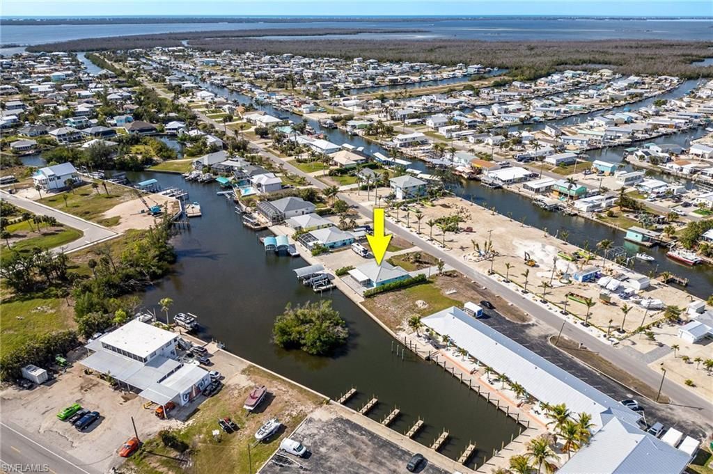 2892 Sanibel Blvd, Saint James City, FL 33956 Photo
