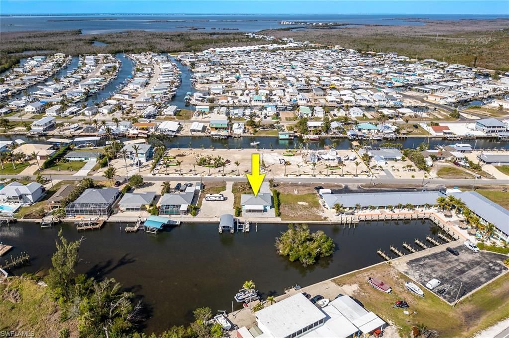 2892 Sanibel Blvd, Saint James City, FL 33956 Photo