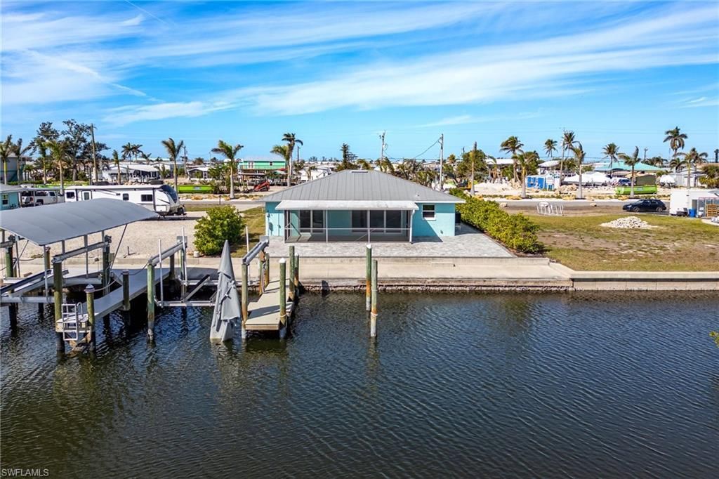 2892 Sanibel Blvd, Saint James City, FL 33956 Photo