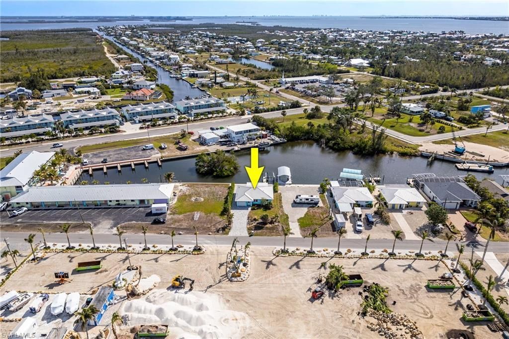 2892 Sanibel Blvd, Saint James City, FL 33956 Photo