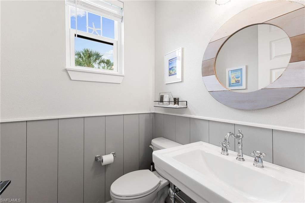 2441 Shop Rd, Sanibel, FL 33957 Photo