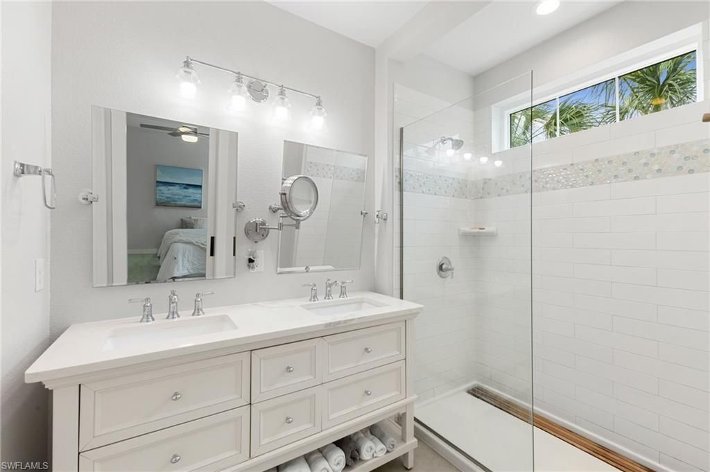 2441 Shop Rd, Sanibel, FL 33957 Photo