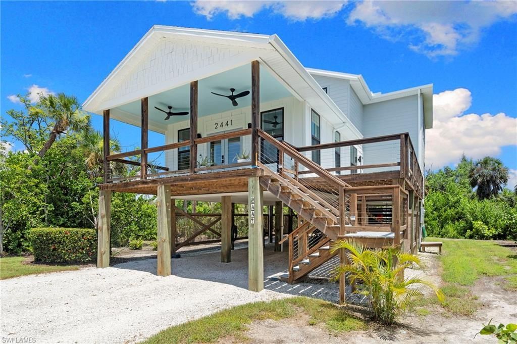 2441 Shop Rd, Sanibel, FL 33957 Photo