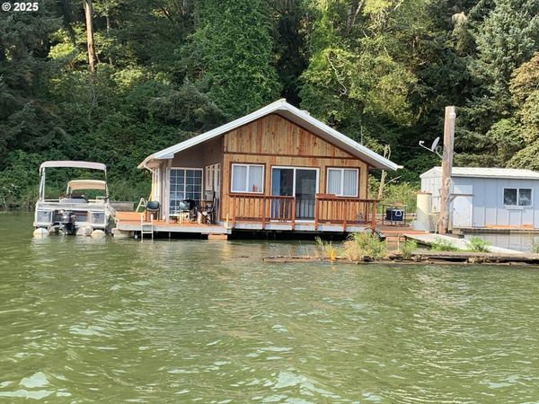 Siltcoos Lake, Westlake, OR 97493