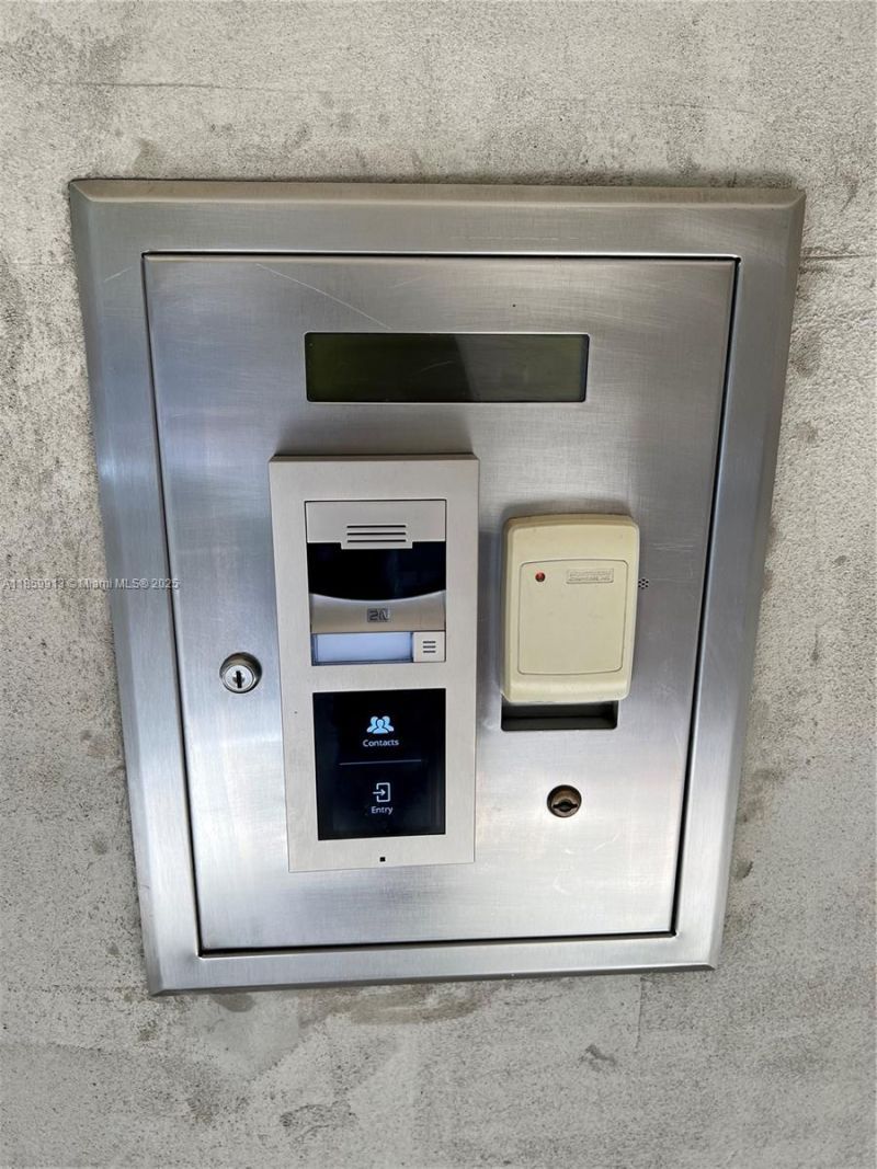 1919 Van Buren St, Unit 818A, Hollywood, FL 33020 Photo