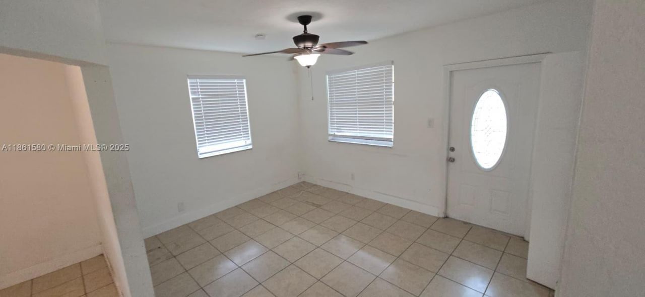 1221 NW 23rd Ter, Fort Lauderdale, FL 33311 Photo