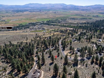 880 Stutler Creek Court, Gardnerville, NV 89460 Photo