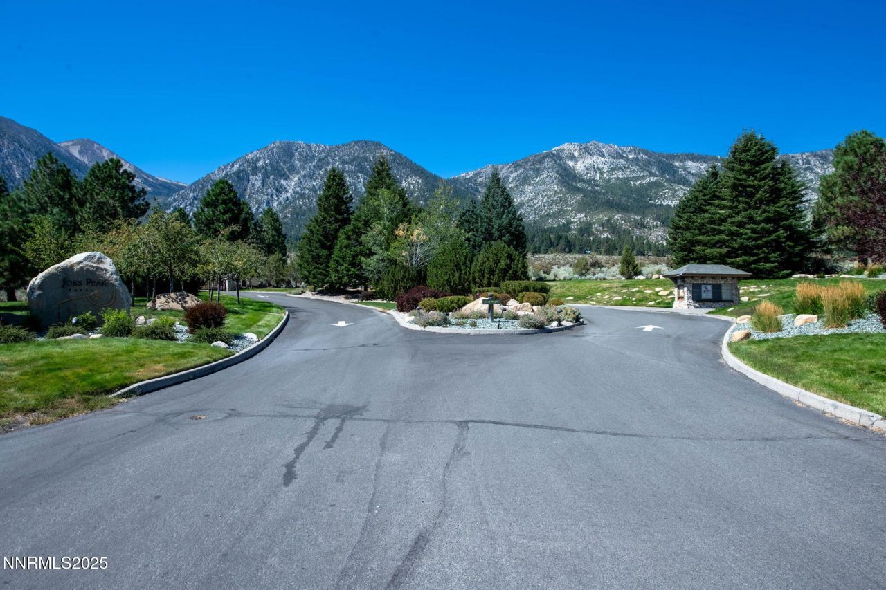 880 Stutler Creek Court, Gardnerville, NV 89460 Photo