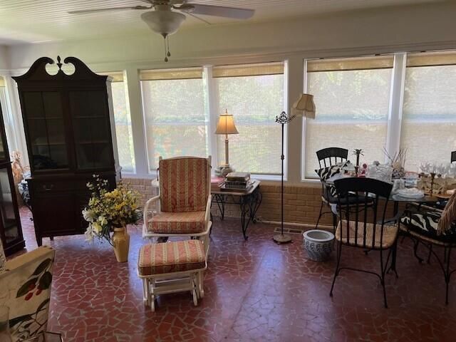 2260 Middleton Street Photo 12