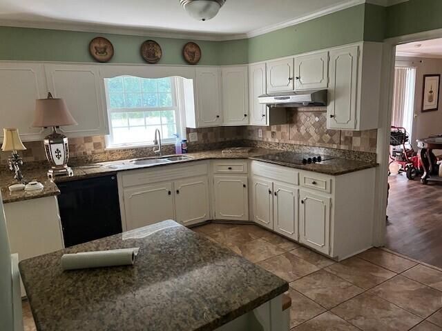 2260 Middleton Street Photo 15