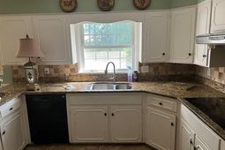 2260 Middleton Street photo 4