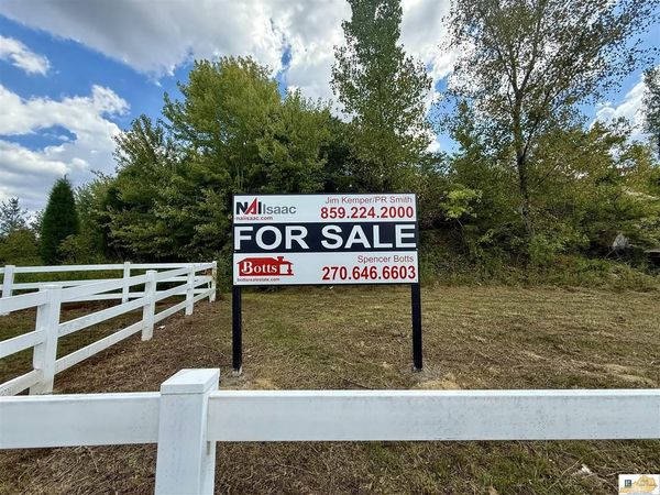 Western Hills Road, Glasgow, KY 42141