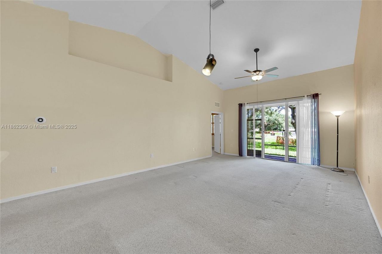 7401 S Aragon Blvd, Unit 5, Sunrise, FL 33313 Photo