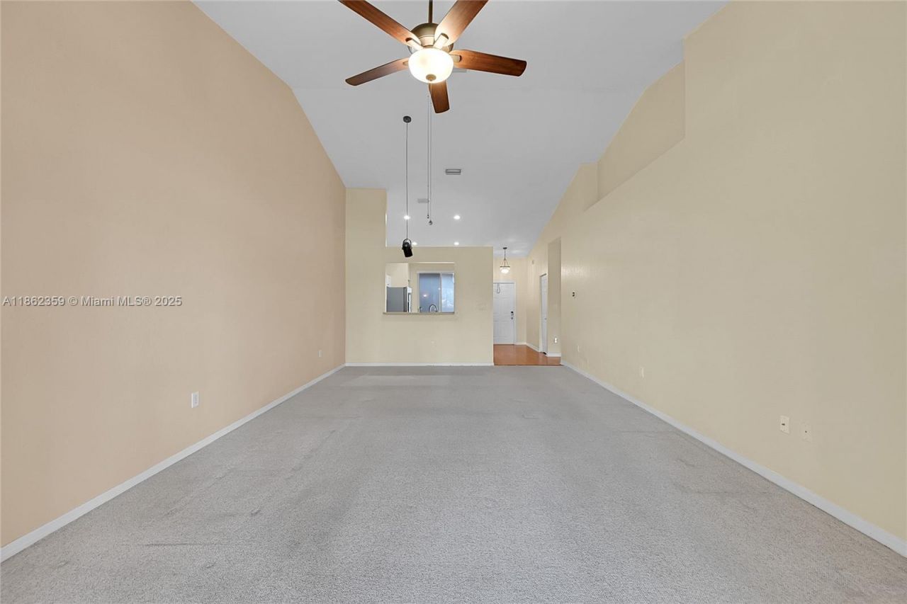 7401 S Aragon Blvd, Unit 5, Sunrise, FL 33313 Photo