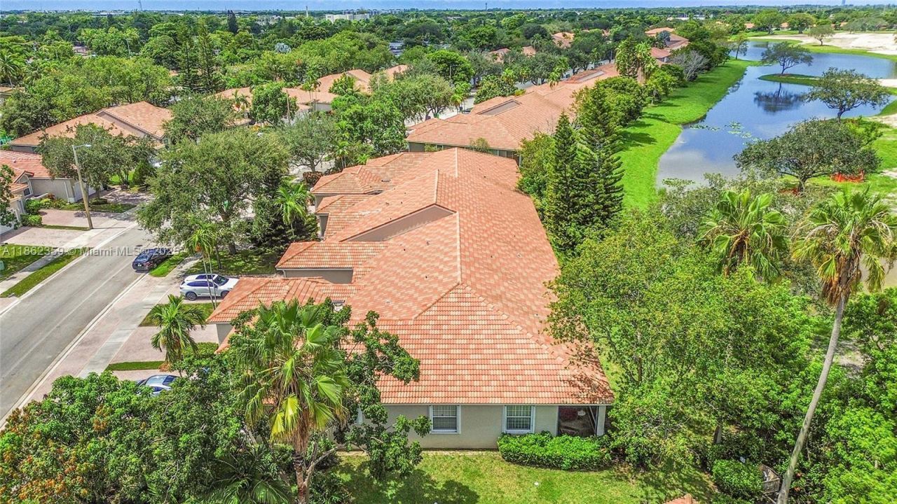 7401 S Aragon Blvd, Unit 5, Sunrise, FL 33313 Photo