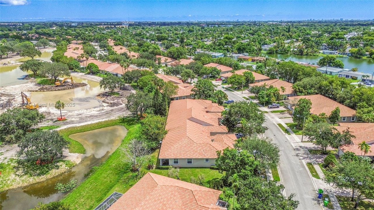 7401 S Aragon Blvd, Unit 5, Sunrise, FL 33313 Photo