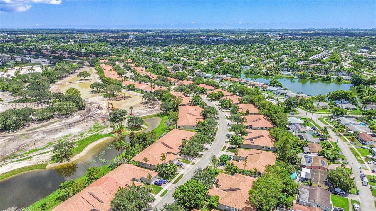 7401 S Aragon Blvd, Unit 5, Sunrise, FL 33313 Photo