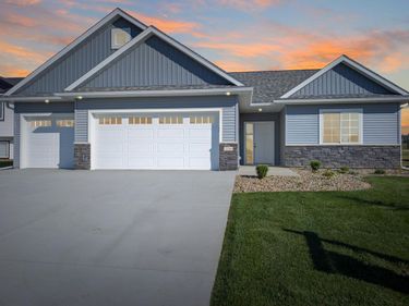 106 Fairway Street, Zumbrota, MN 55992