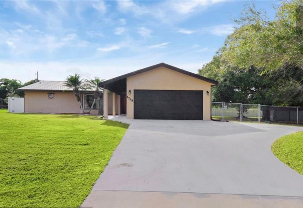 1798 SW Del Rio Boulevard, Port Saint Lucie, FL 34953 Photo