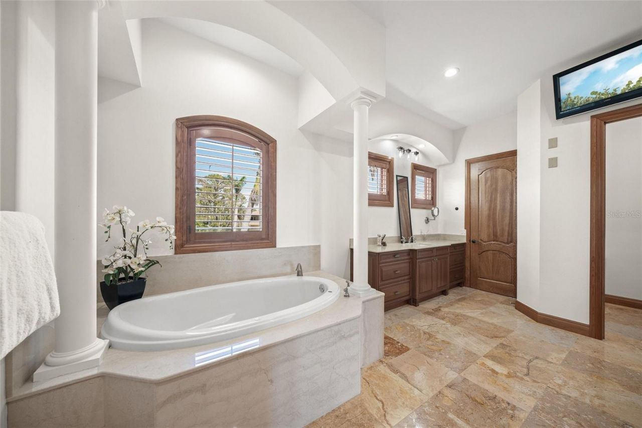 5830 Jamila River Drive, Venice, FL 34293 Photo