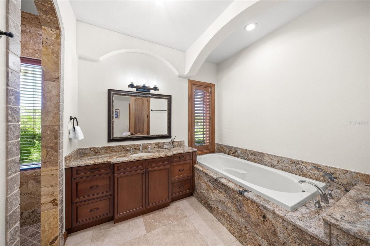 5830 Jamila River Drive, Venice, FL 34293 Photo