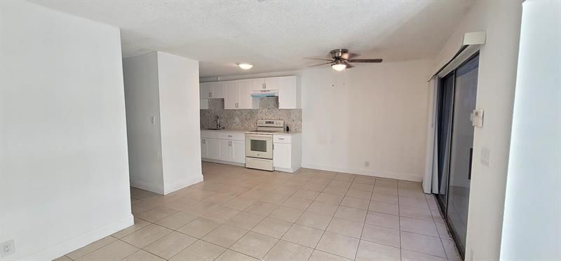 5814 NW 21st St, Unit 38E, Fort Lauderdale, FL 33313 Photo