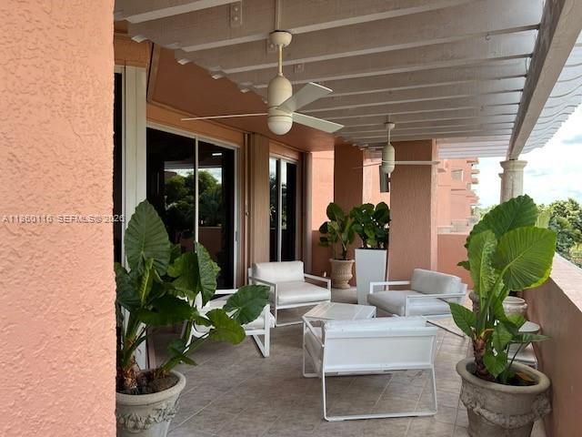 10 Edgewater Dr, Unit 4H, Coral Gables, FL 33133 Photo