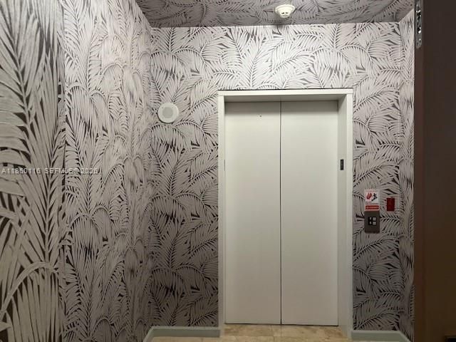 10 Edgewater Dr, Unit 4H, Coral Gables, FL 33133 Photo