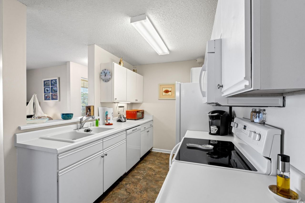 8845 Chandler Dr. Photo 11