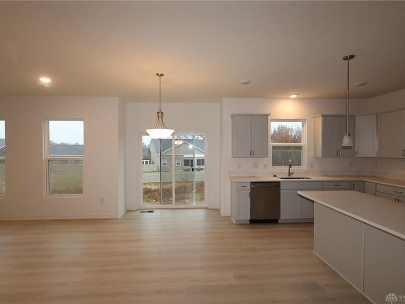 460 Crossing Lane, Unit 8299, Miami Township, OH 45449 Photo 12